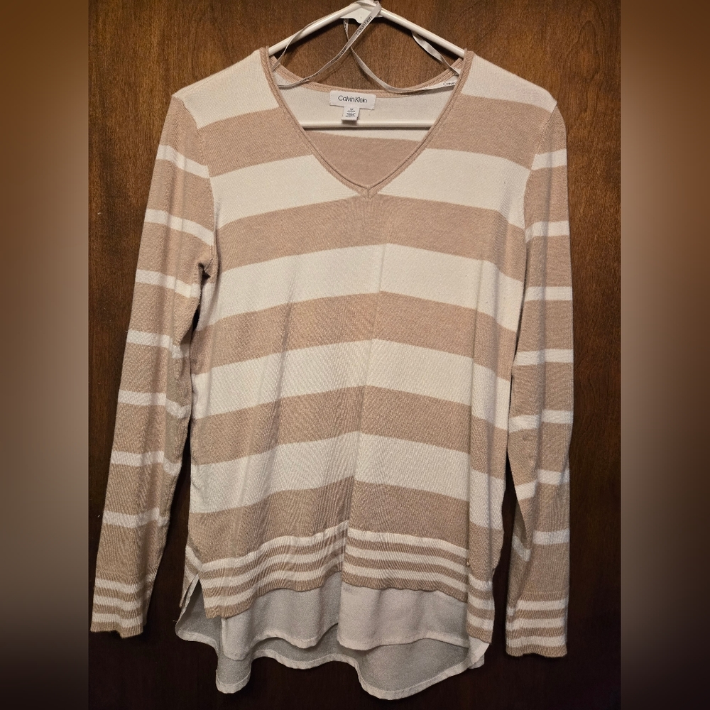Calvin Klein cream and white V-neck long sleeve with mock shirt